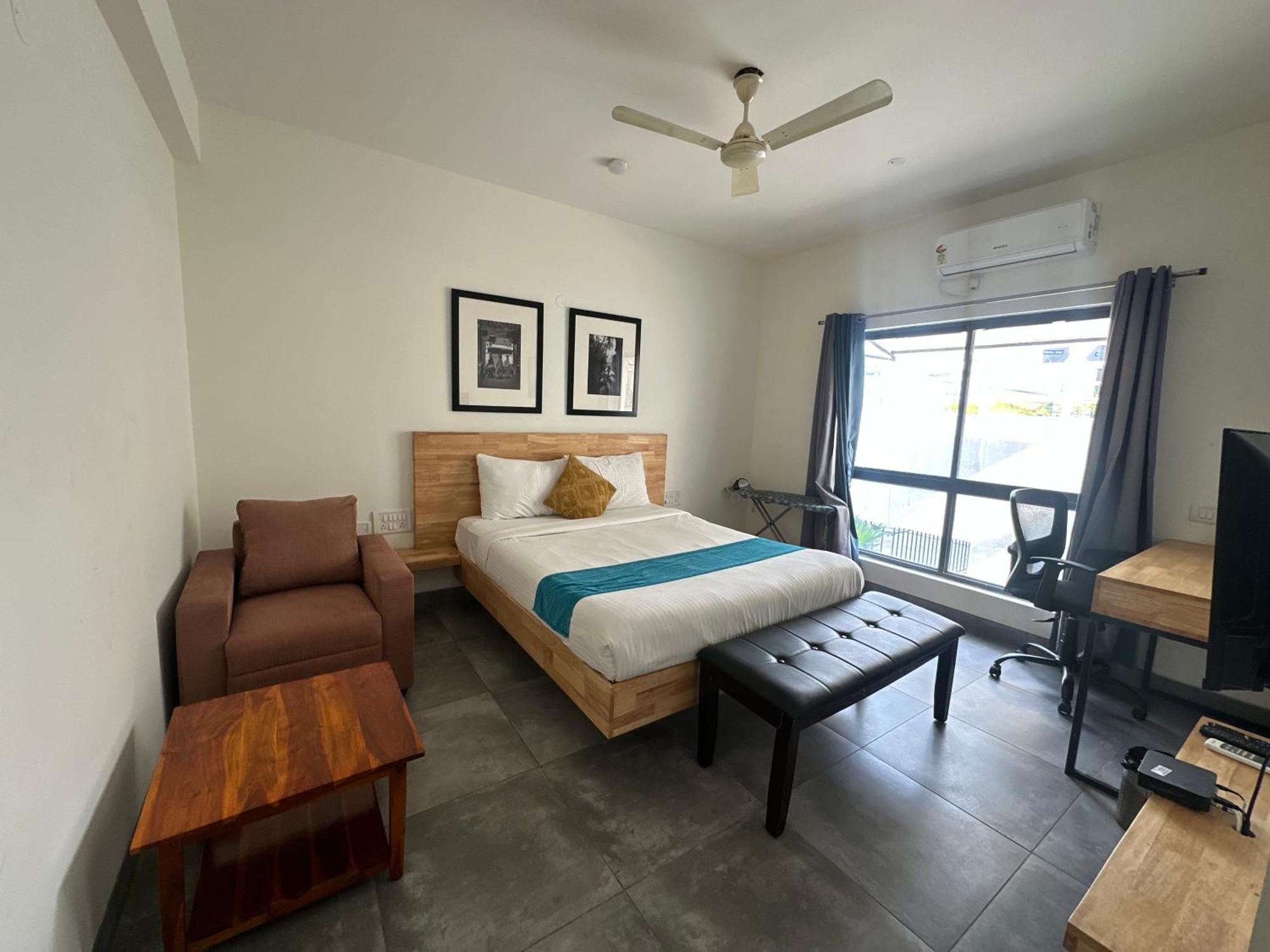 Aura Corporate Suites Bangalore Exterior foto